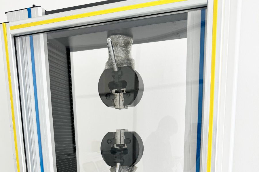 Electronic Universal Testing Machine